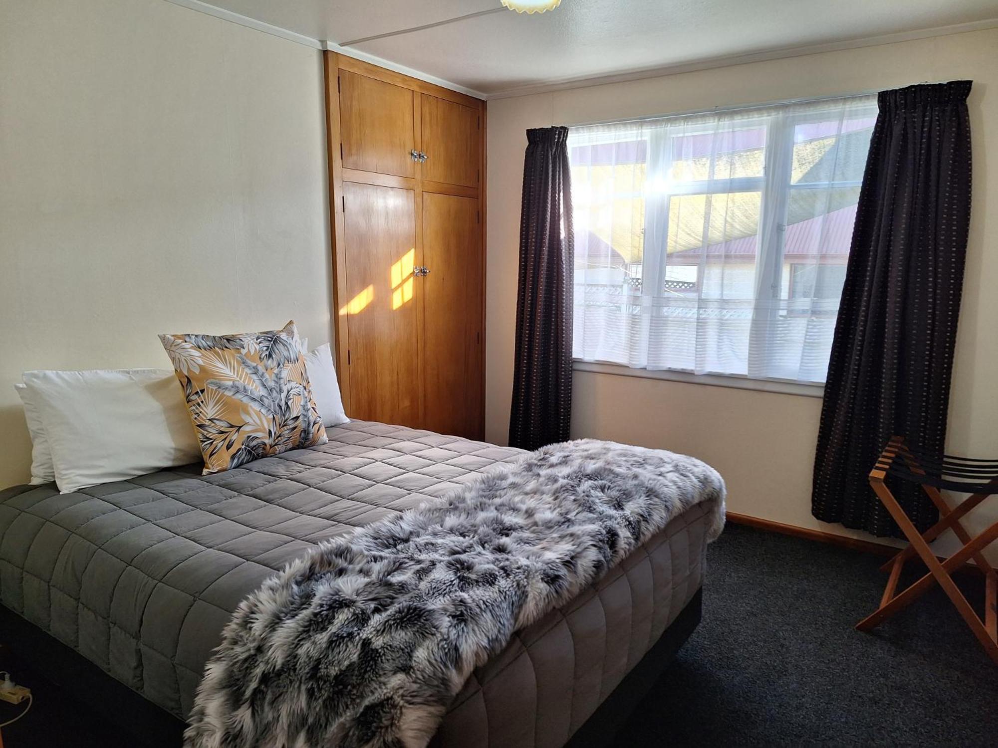 Asure Scenic Route Motor Lodge Geraldine Room photo
